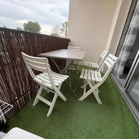 Front De Apartament *